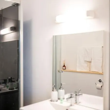 Apartment 21 - Lumineux - Paisible - Proximite Et Parcs